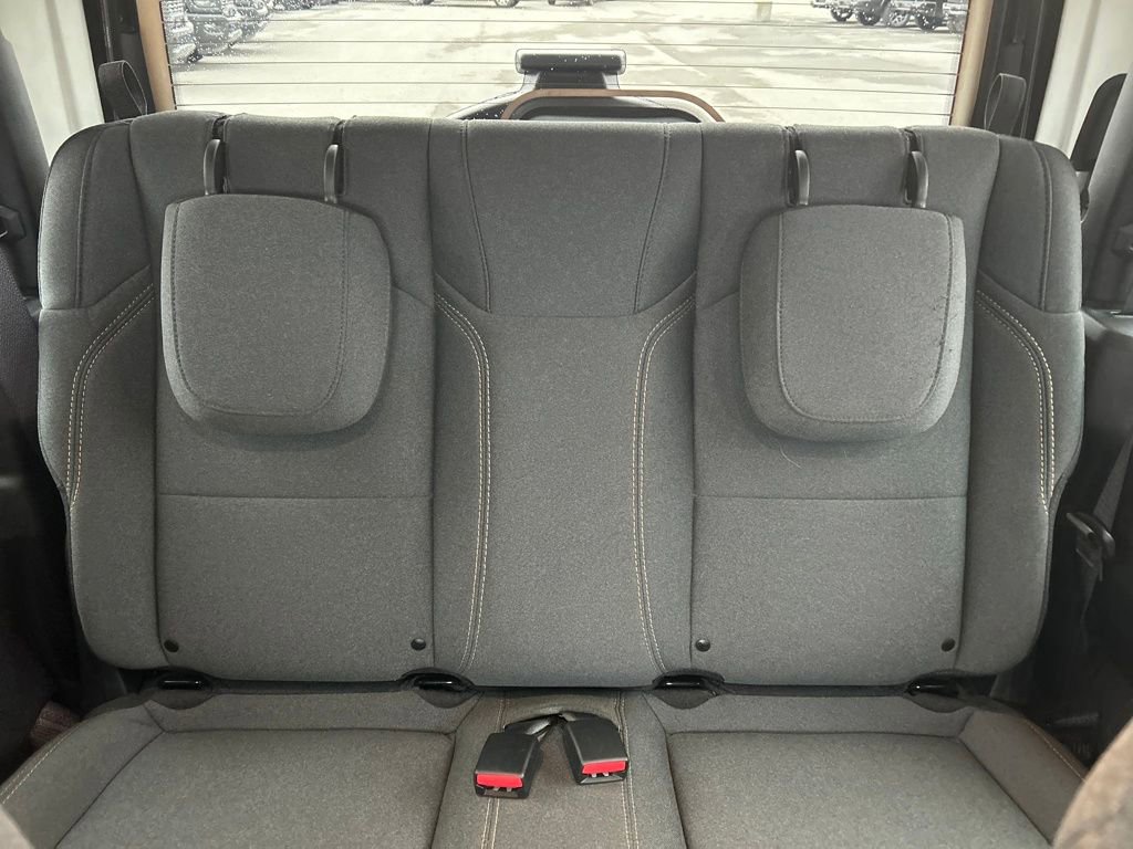 Used 2024 Jeep Wrangler Sport S image 13