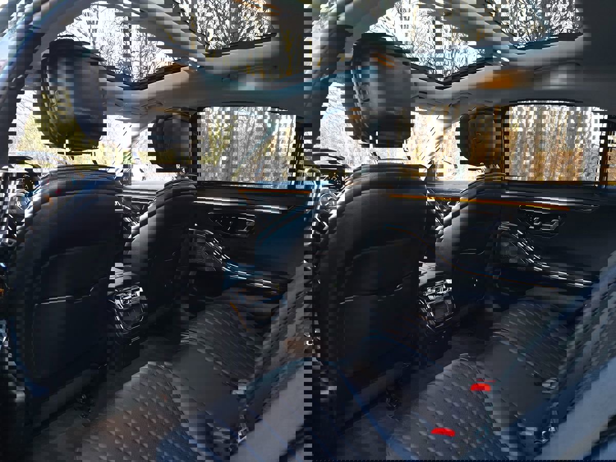 Used 2023 Mercedes-Benz S 580e 4MATIC Sedan w/ Warmth & Comfort Package image 13