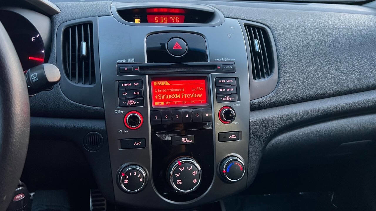 Used 2012 Kia Forte SX image 17