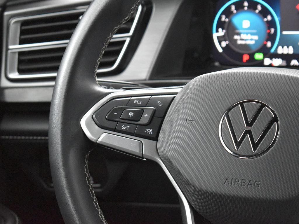 Used 2024 Volkswagen Atlas Cross Sport SE image 21