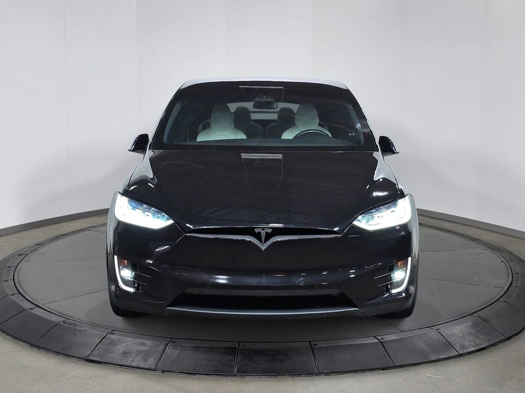 Used 2018 Tesla Model X 75D AWD/4WD image 10