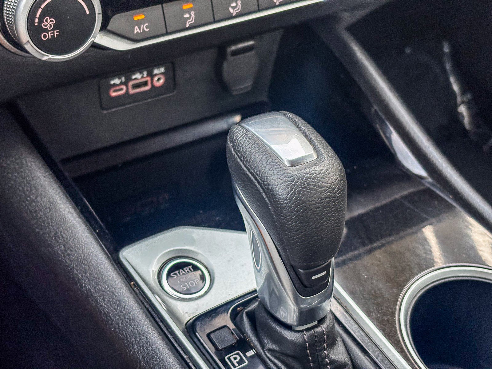 Used 2024 Nissan Altima 2.5 SV image 25