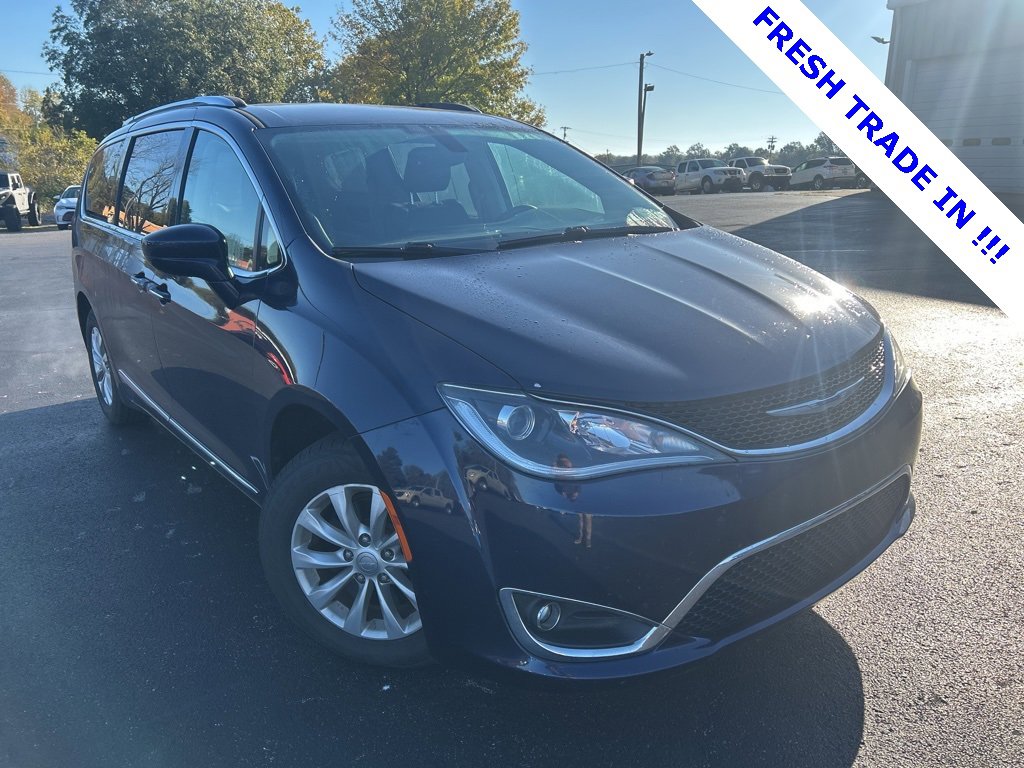 Used 2019 Chrysler Pacifica Touring-L