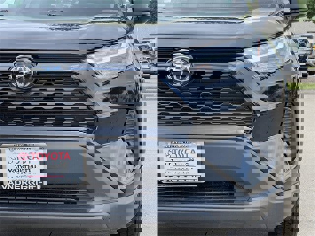Certified 2023 Toyota RAV4 LE image 9