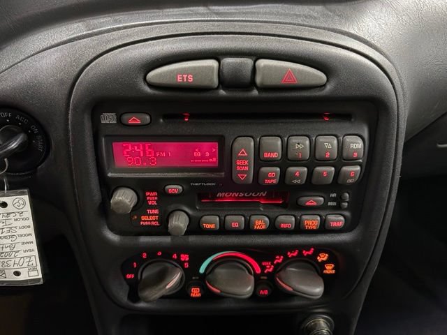 Used 2002 Pontiac Grand Am SE w/ Solid Value Appearance Pkg FWD image 28