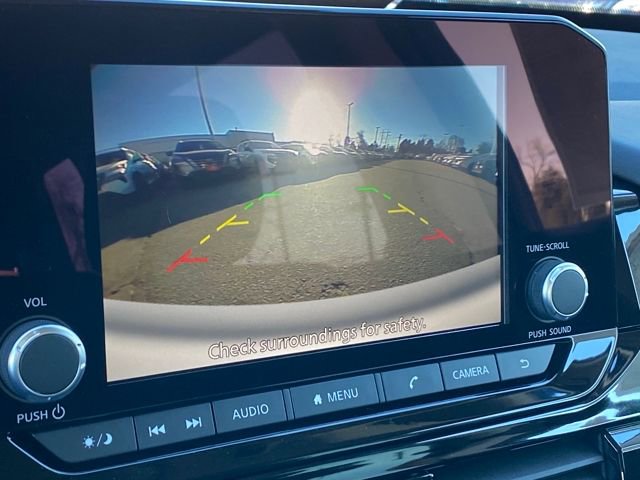 New 2025 Nissan Pathfinder SV image 23