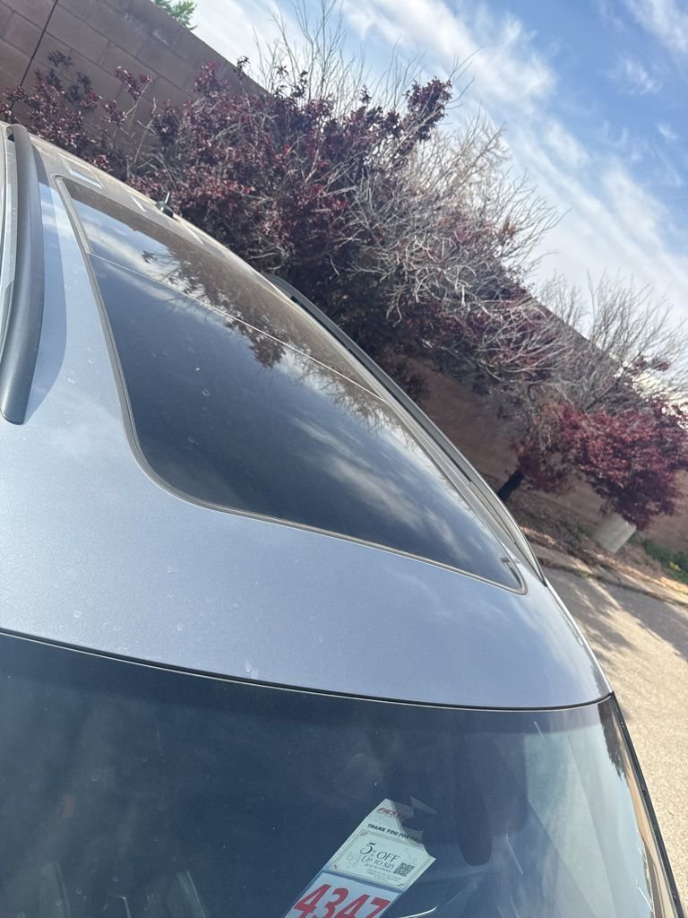 Used 2021 Volkswagen Tiguan SE R-Line image 22