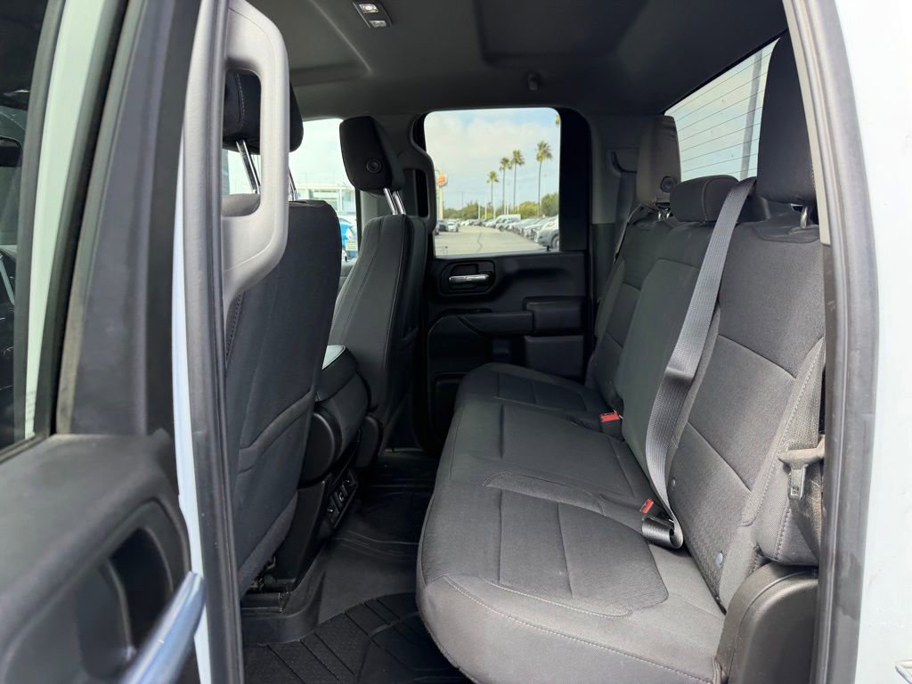 Used 2021 Chevrolet Silverado 3500 LT w/ Convenience Package AWD/4WD image 5