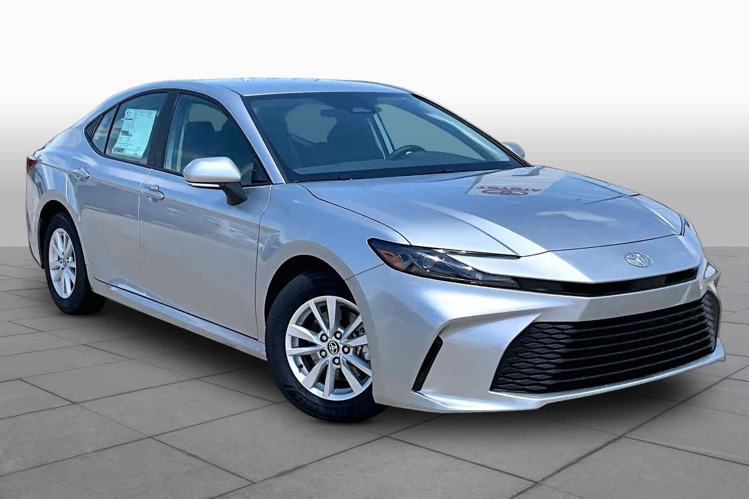New 2026 Toyota Camry LE FWD video 2