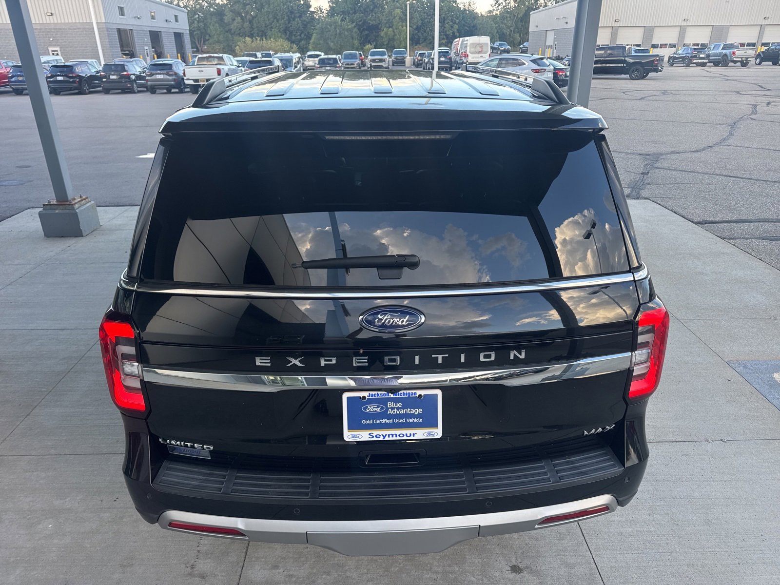 Certified 2022 Ford Expedition Max Limited image 7