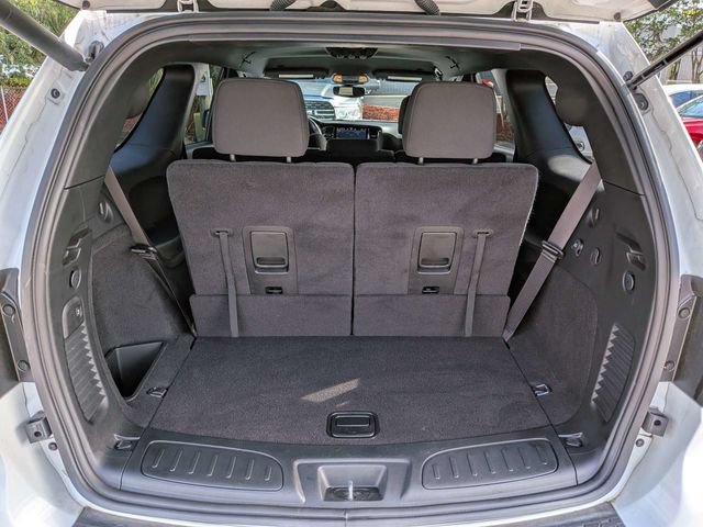 Used 2025 Dodge Durango R/T w/ Blacktop Package AWD/4WD image 12
