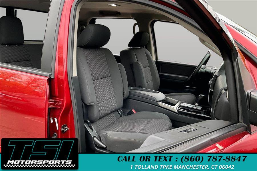 Used 2014 Nissan Titan SV w/ SV Value Truck Package AWD/4WD image 7