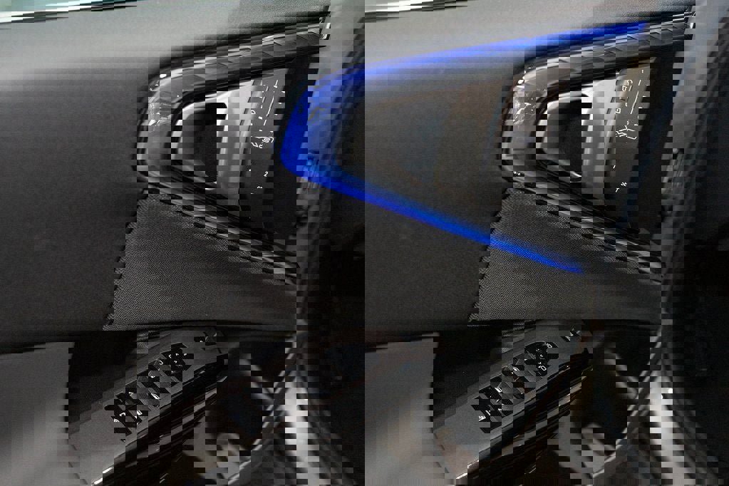 Used 2026 BMW X3 xDrive30 w/ Convenience Package image 13