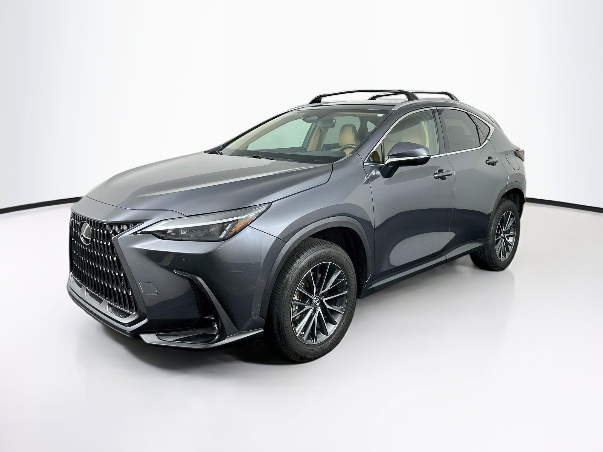Used 2023 Lexus NX 350 AWD image 3