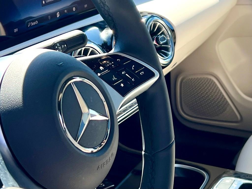 Certified 2026 Mercedes-Benz CLA 250 4MATIC image 24