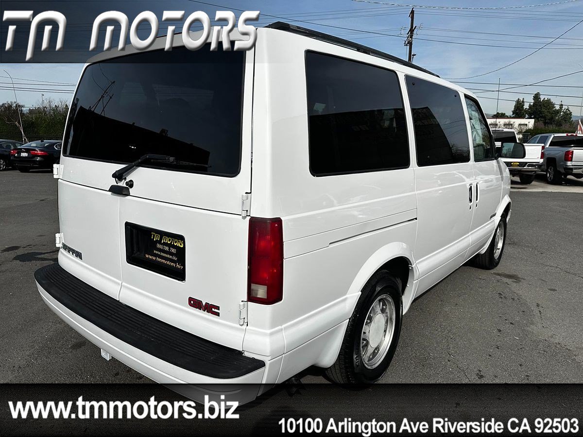 Used 2000 GMC Safari Passenger w/ Sle Marketing Option Pkg 2 RWD image 19