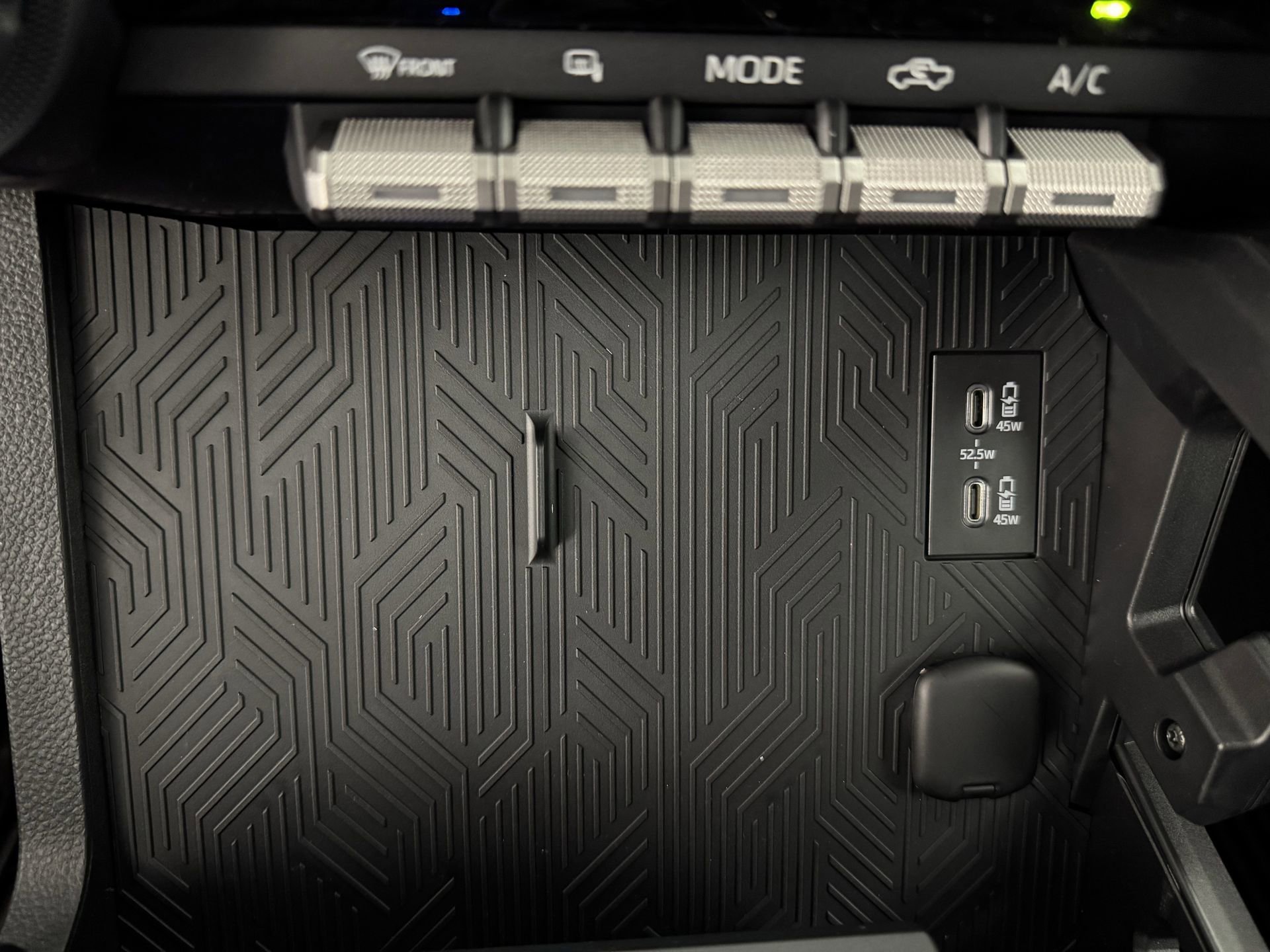 New 2026 Toyota Tacoma SR image 3