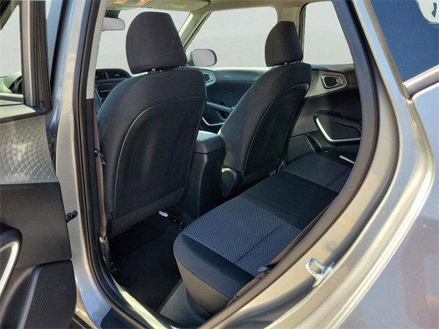 Used 2025 Kia Soul LX image 8