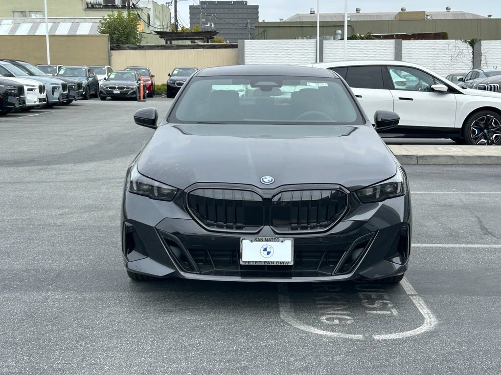New 2027 BMW 550e xDrive AWD/4WD image 8