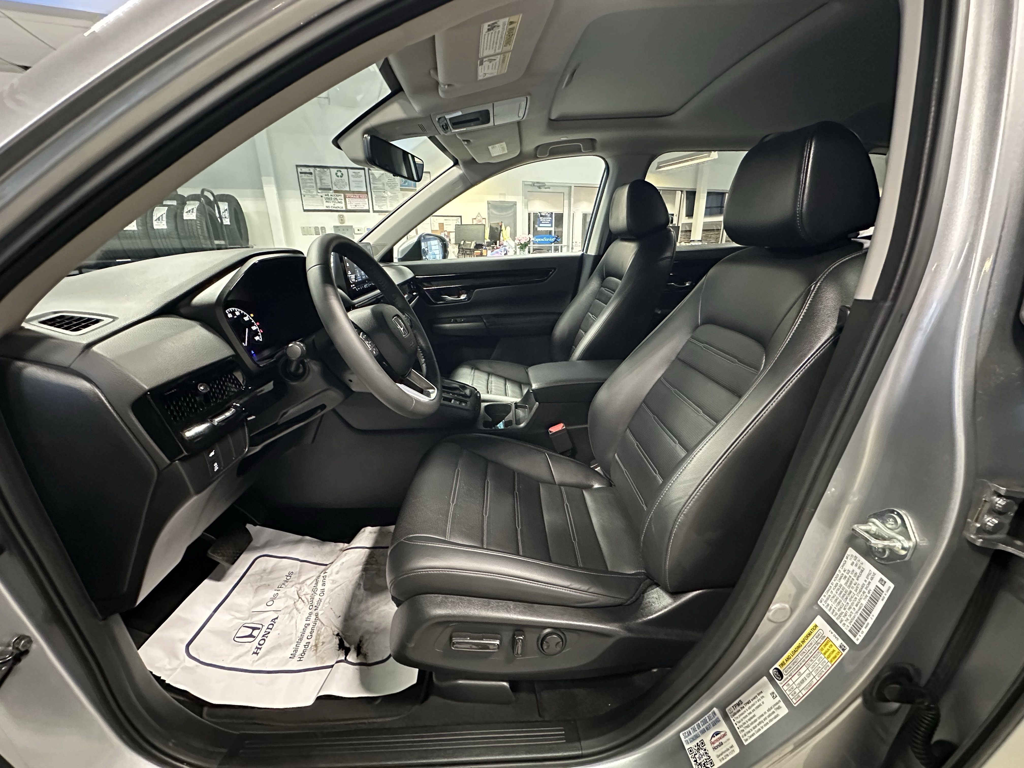 Used 2024 Honda CR-V EX-L image 8