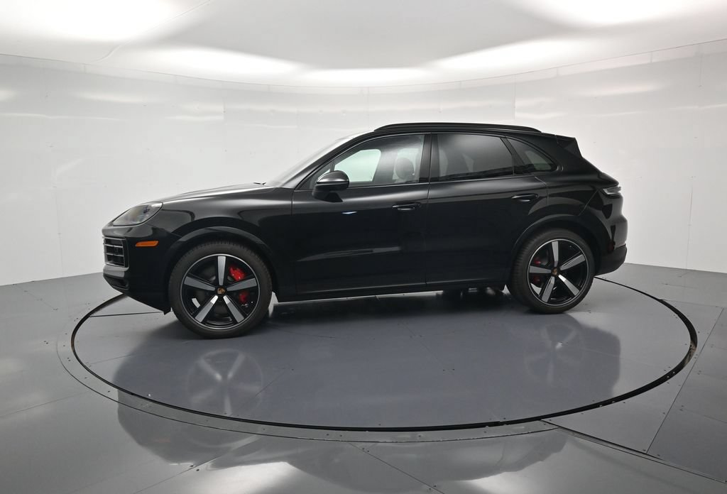 New 2026 Porsche Cayenne S AWD/4WD image 2