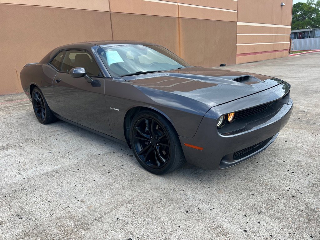 Used 2021 Dodge Challenger R/T image 1