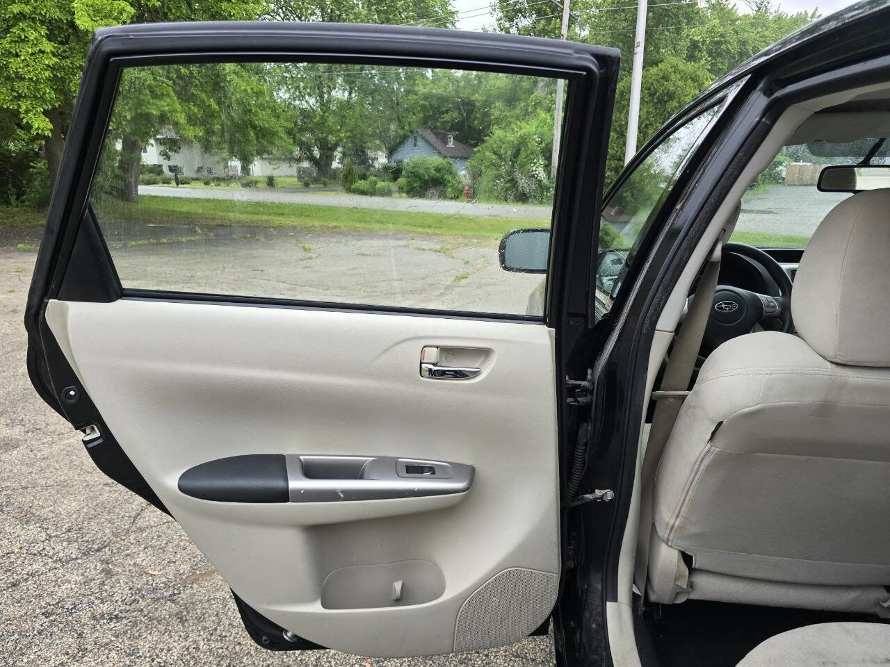 Used 2010 Subaru Impreza 2.5i image 13