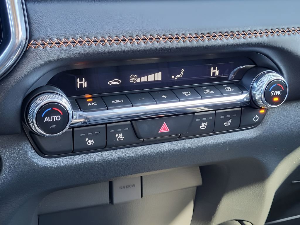 Used 2025 MAZDA CX-50 AWD 2.5 S w/ Weather Package image 13