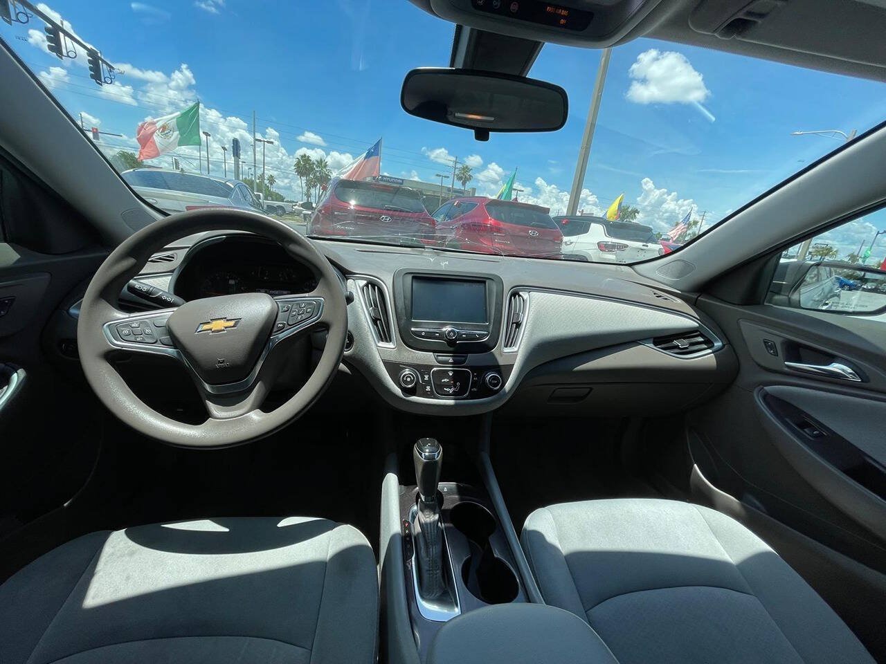 Used 2018 Chevrolet Malibu LS FWD image 12