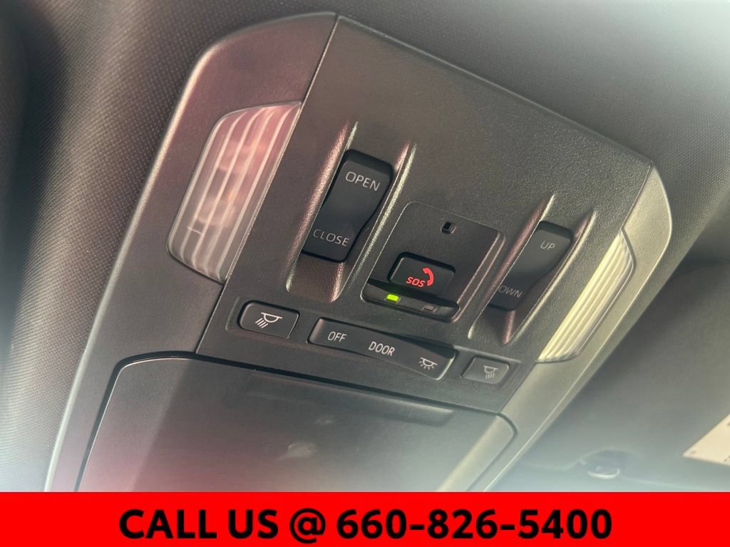 Used 2025 Toyota Highlander XSE AWD/4WD image 27