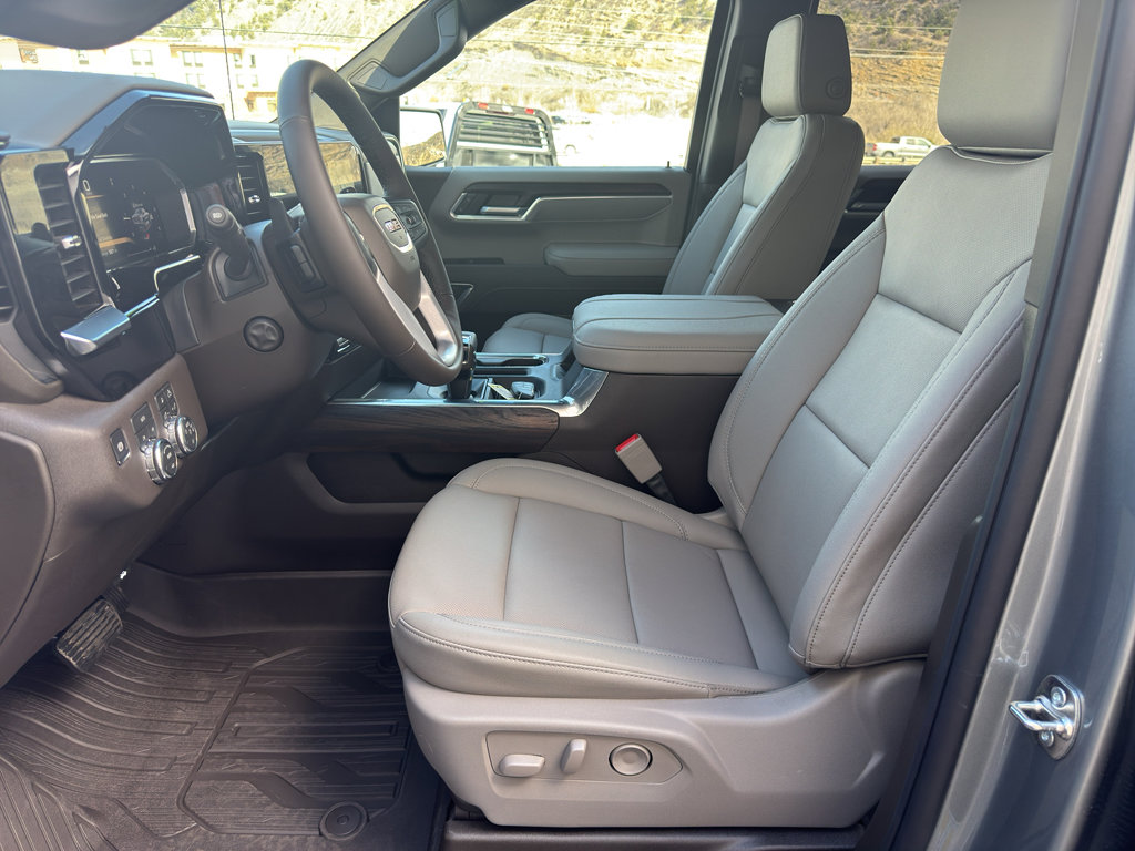 New 2026 GMC Sierra 1500 SLT w/ SLT Convenience Package image 20