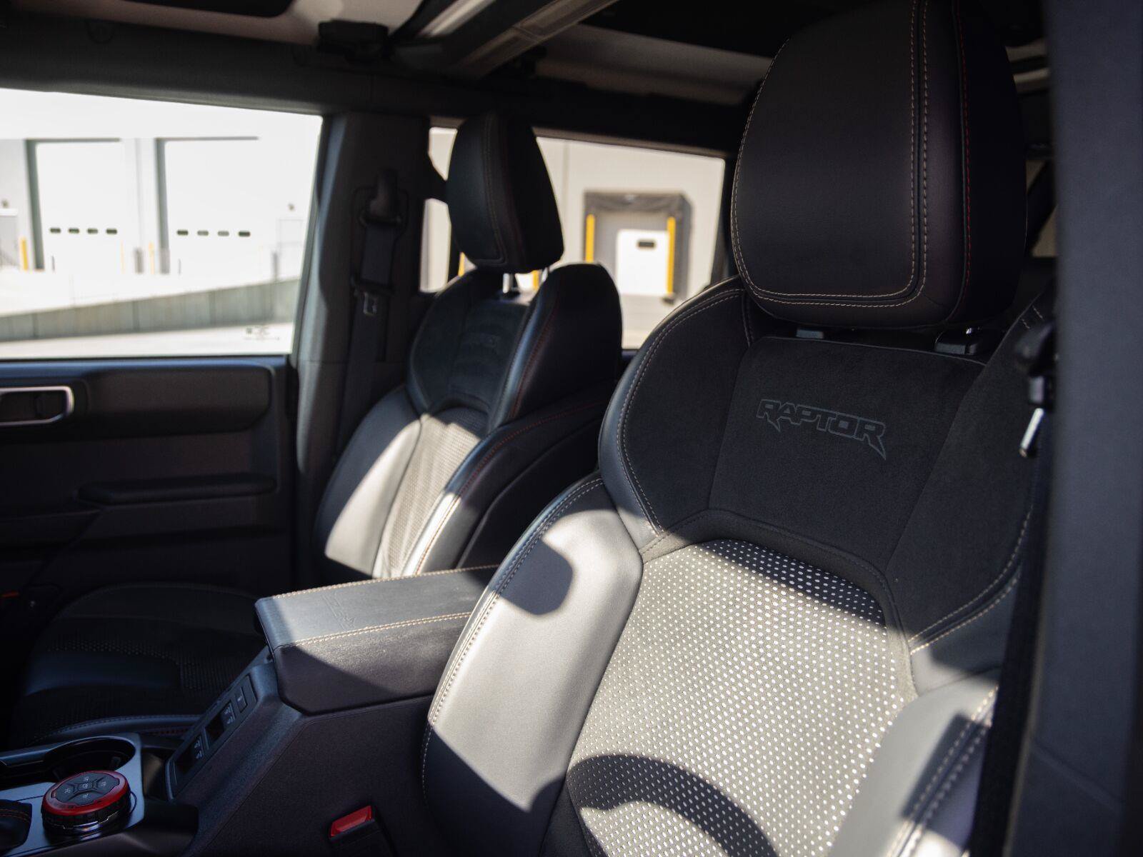Used 2025 Ford Bronco Raptor AWD/4WD image 21