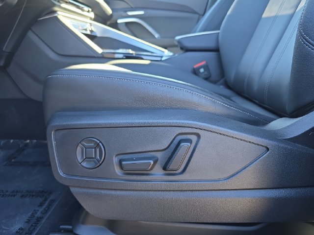 Certified 2025 Audi Q5 Premium w/ Convenience Package AWD/4WD image 29