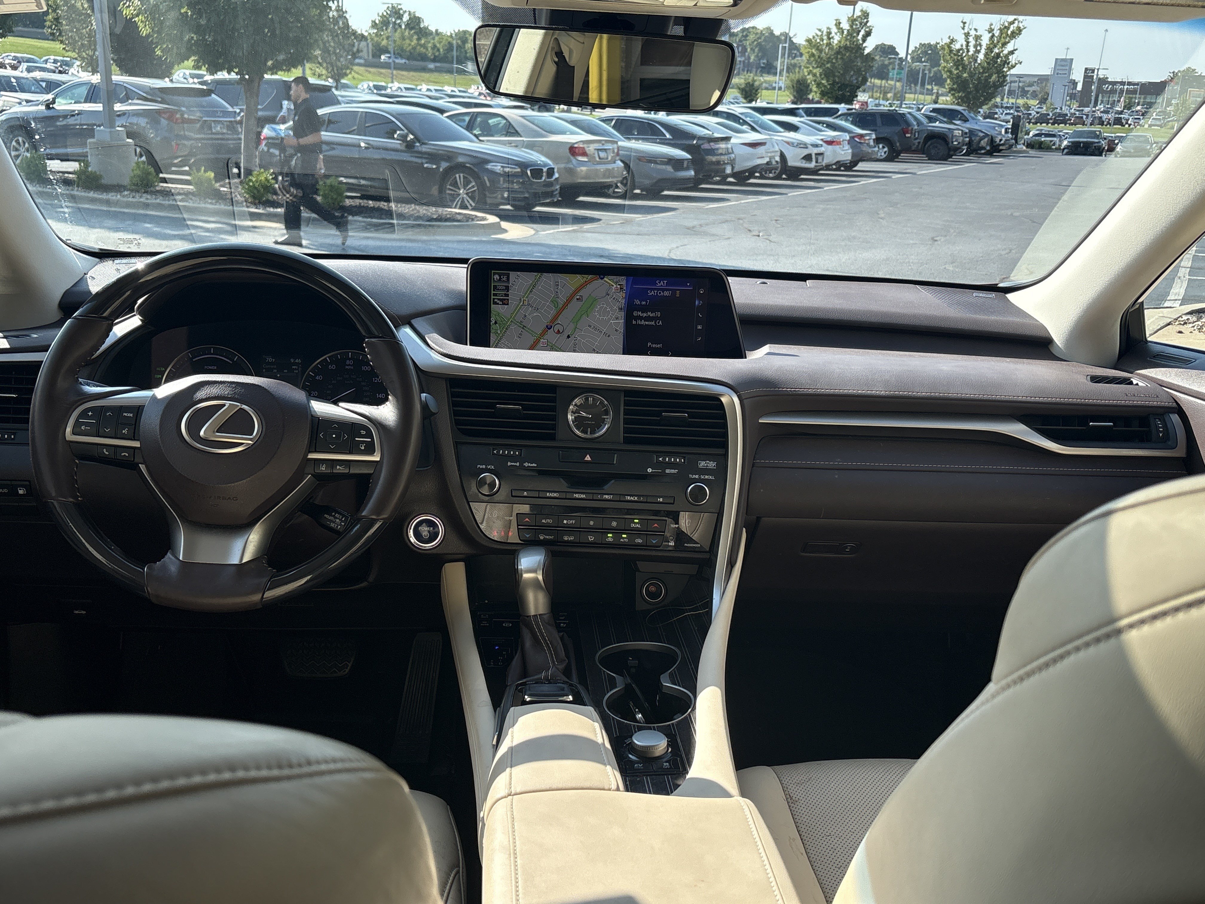 Used 2018 Lexus RX 450h AWD w/ Luxury Package image 29