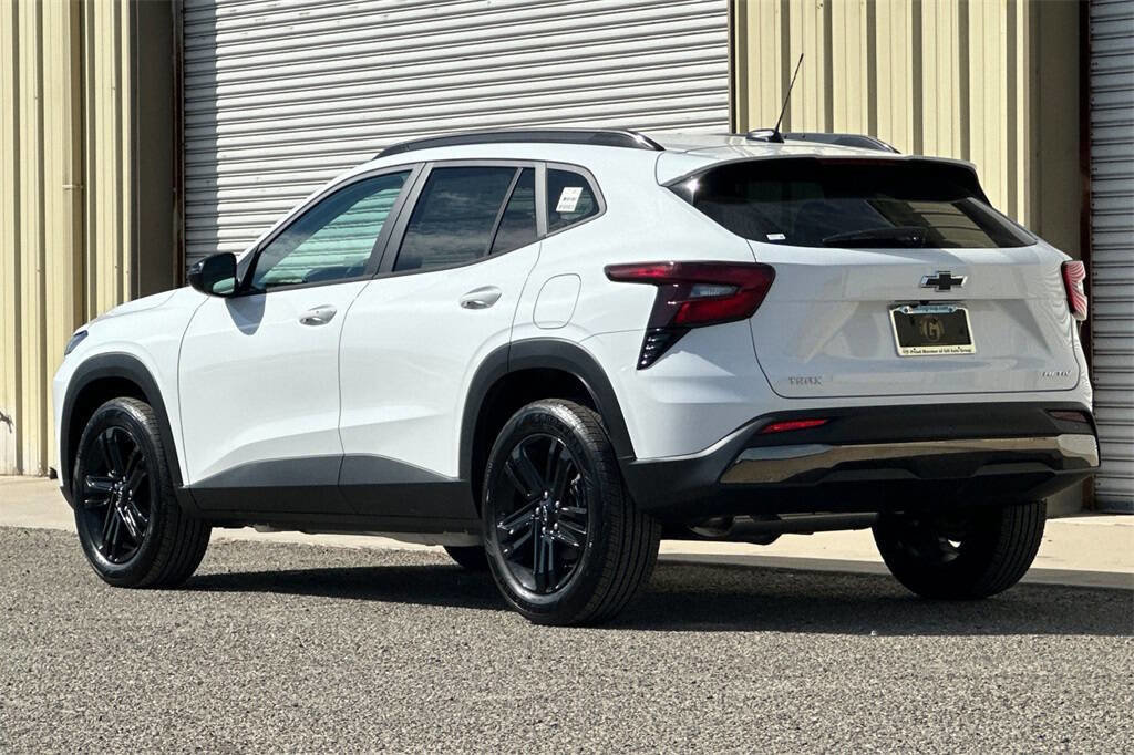 New 2025 Chevrolet Trax ACTIV w/ Driver Confidence Package image 4