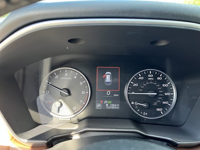 Used 2020 Subaru Outback Touring AWD/4WD image 27