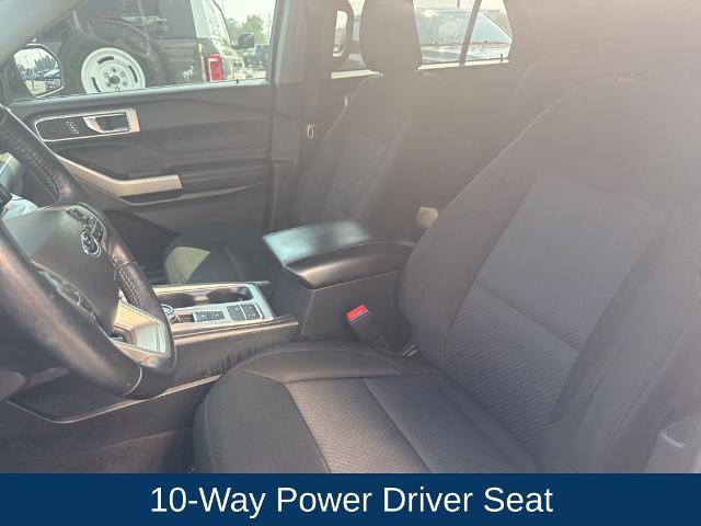 Certified 2022 Ford Explorer XLT RWD image 11
