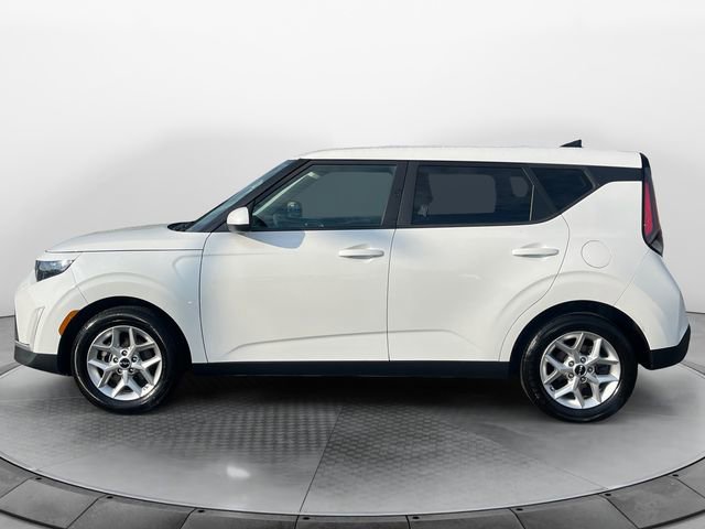 Used 2024 Kia Soul LX w/ Option Group 015 image 2