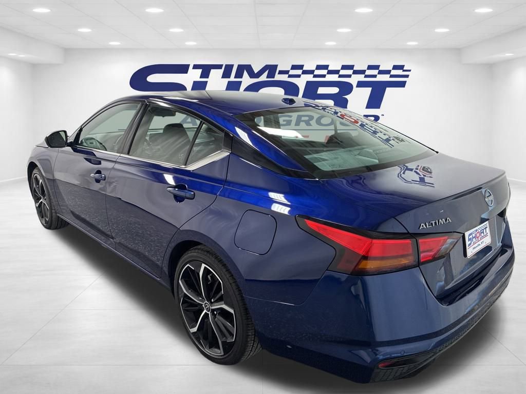 Used 2024 Nissan Altima 2.5 SR image 7
