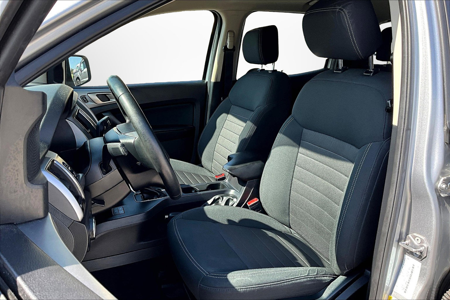 Used 2020 Ford Ranger XLT w/ Equipment Group 301A Mid image 16