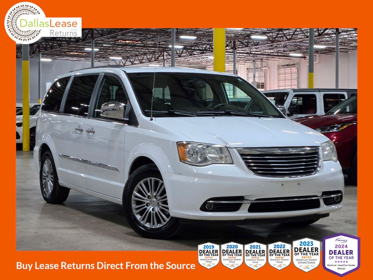 Used 2014 Chrysler Town & Country Touring-L w/ Driver Convenience Group