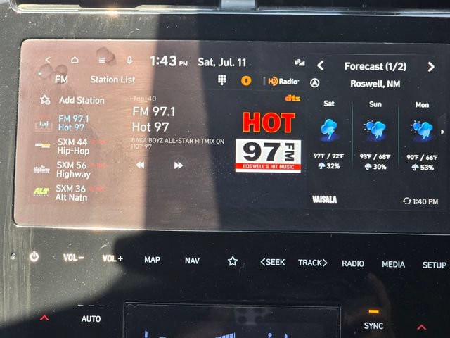 Used 2024 Hyundai Santa Cruz Night AWD/4WD image 19