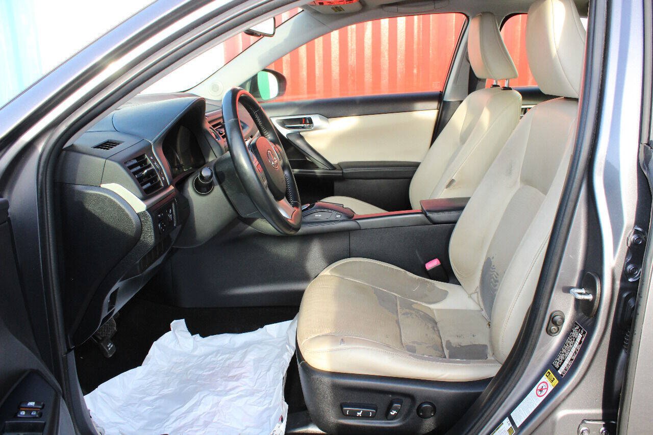 Used 2012 Lexus CT 200h Premium w/ Premium Audio Pkg FWD image 9