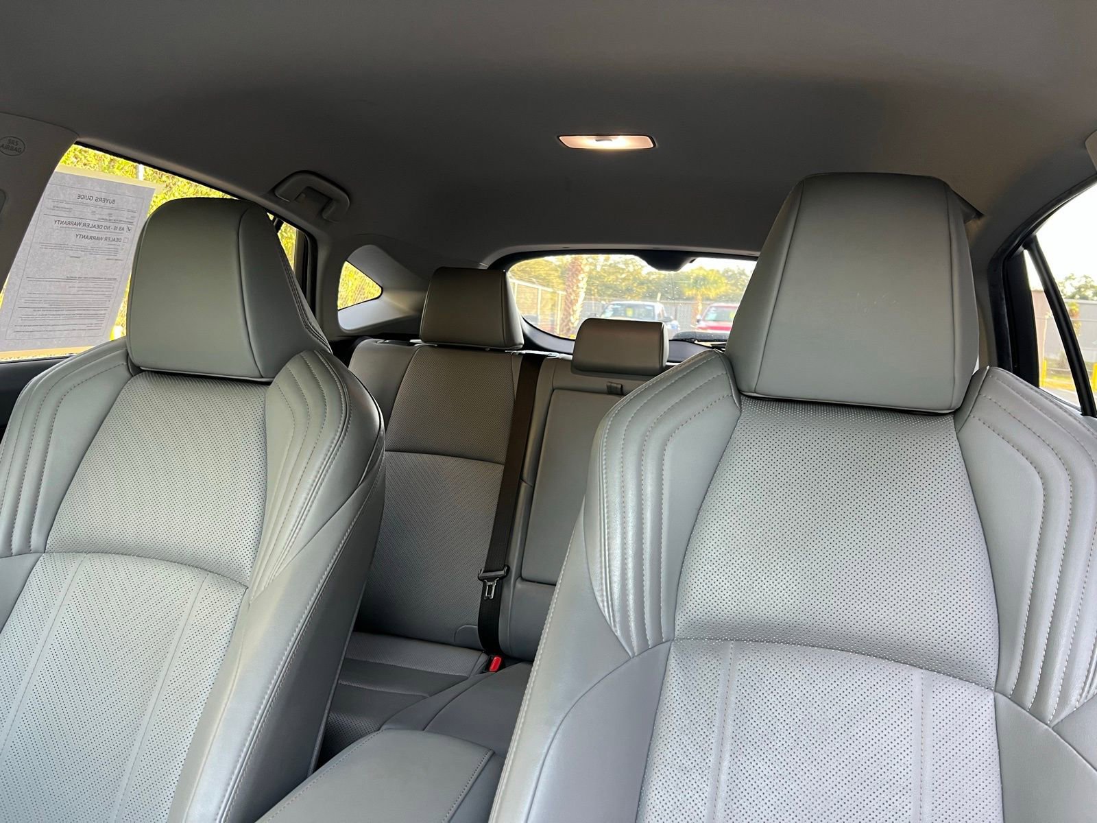 Used 2021 Toyota Venza Limited image 26