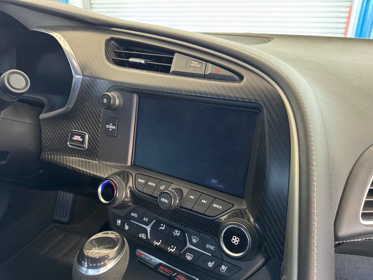 Used 2015 Chevrolet Corvette Z06 w/ 3LZ Preferred Equipment Group image 29