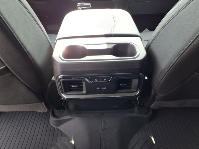 Used 2025 Chevrolet Silverado 1500 LTZ AWD/4WD image 16