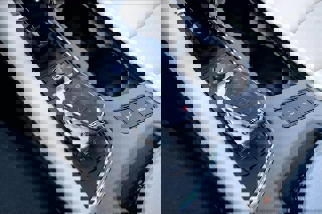 Used 2023 Cadillac XT5 Premium Luxury image 11