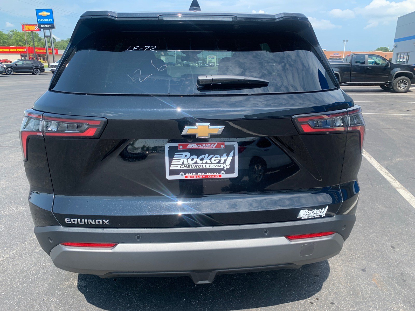 New 2027 Chevrolet Equinox LT FWD image 4