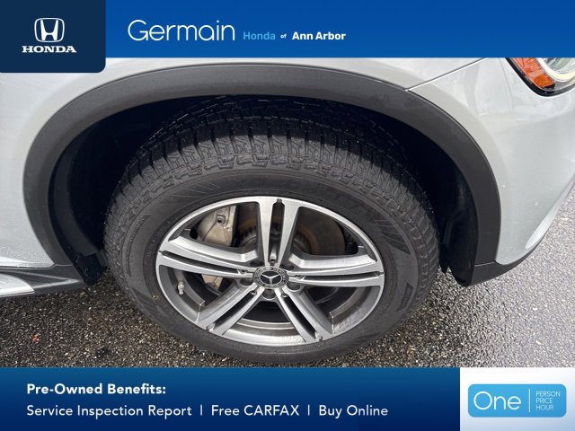 Used 2020 Mercedes-Benz GLC 300 4MATIC image 5