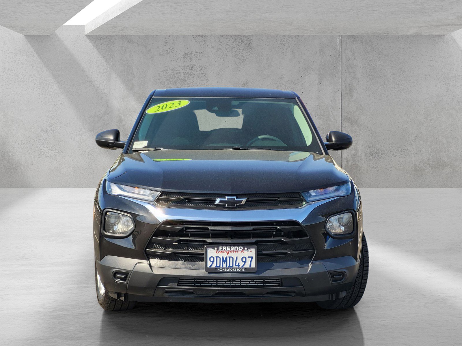 Used 2023 Chevrolet TrailBlazer LS image 2
